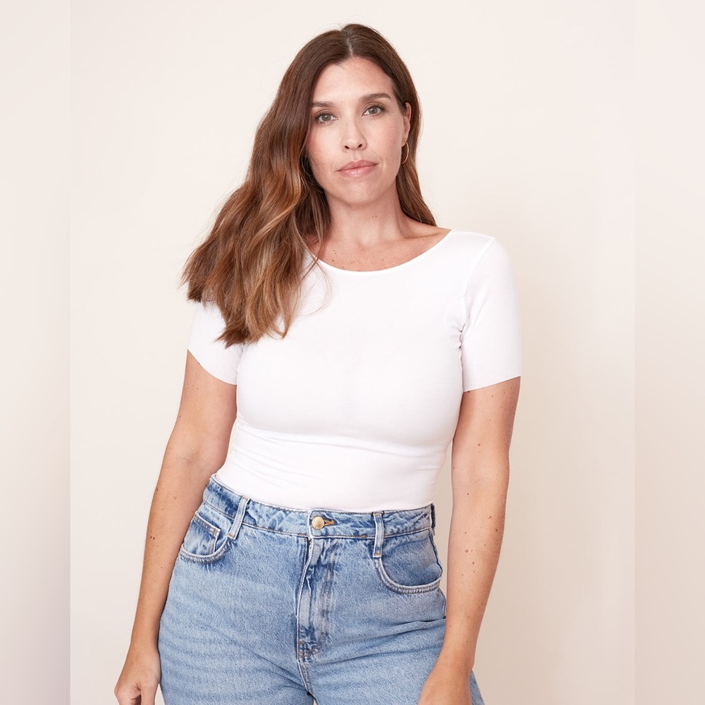 Numi the signature undershirt white medium